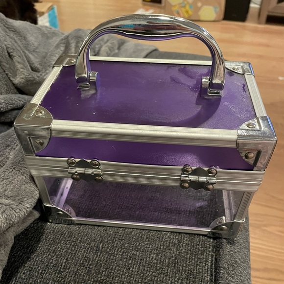 SOLD ❌ Purple & clear caboodles makeup case - Picture 4 of 6